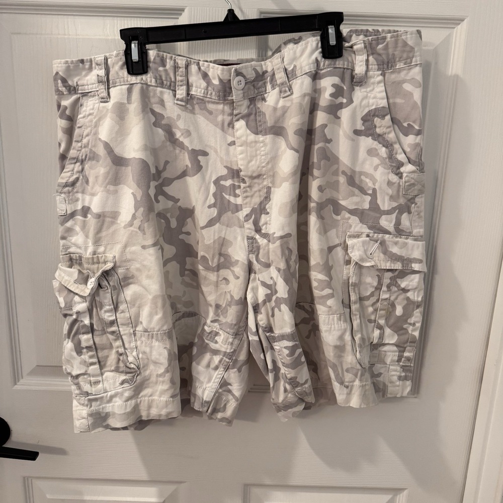 Foundry Cargo Shorts Mens 48 Comfort Stretch Waistband Gray Camouflage Supply Co